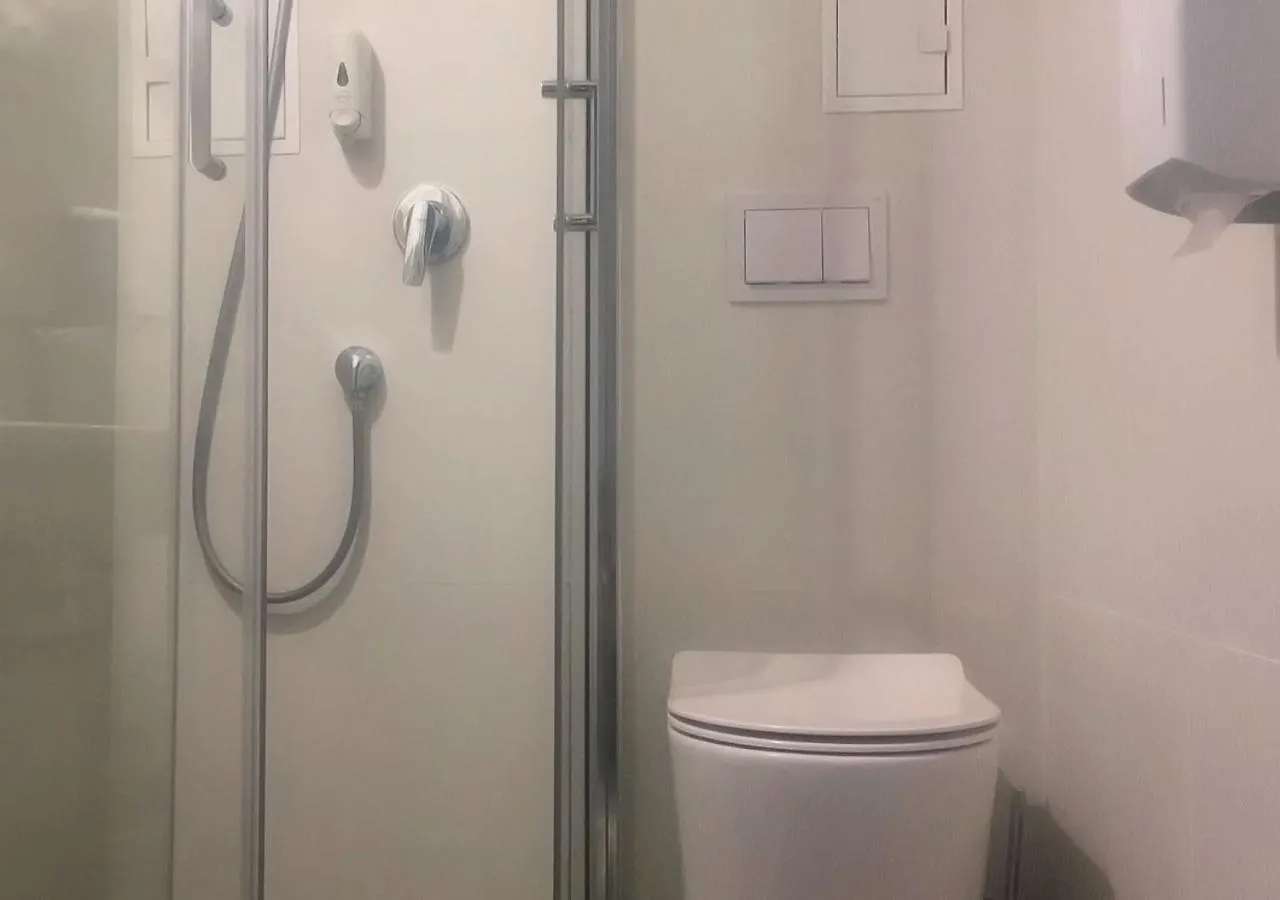 Kyivpasservis Hotel